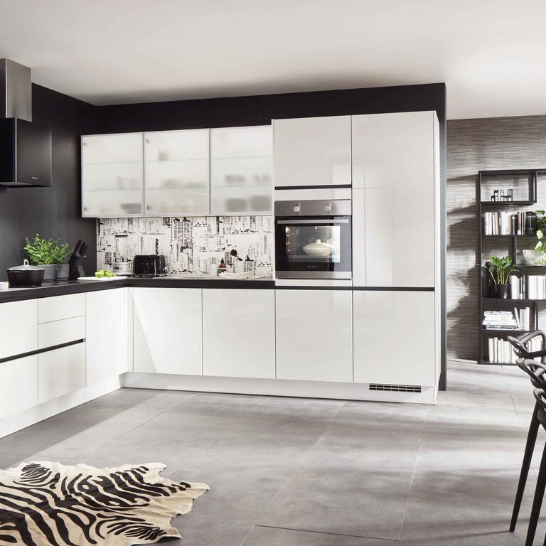 10888_18_Flash503_B703187